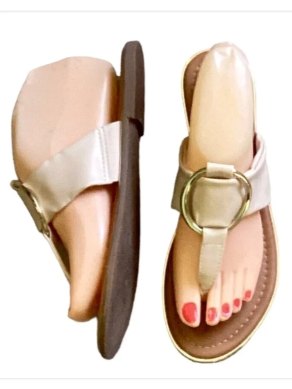 Liz Claiborne Cabella Sandal Flats T-Strap/Thong Light‎ 7 Off-White Cream 160G